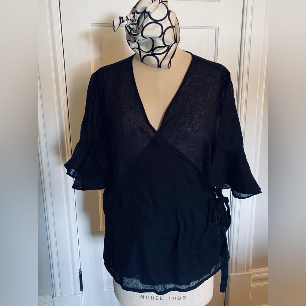 4 / $20 Sale! NWOT Old Navy XXL black linen/cotton blend wrap shirt.*